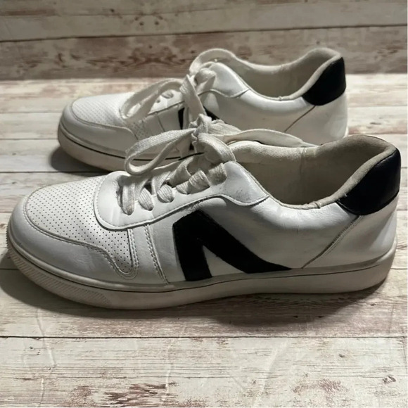 MIA Shoes - MIA Krew Perforated White Sneakers Leather Women's Size 8.5 Lace Up Tennis Shoes